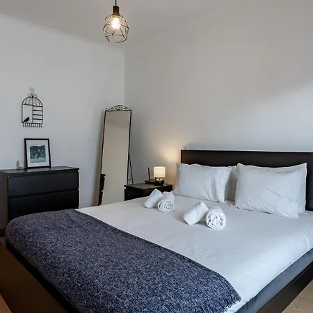 Spacious & Modern 3bdr In Algarve By Lovelystay * シルヴェス
